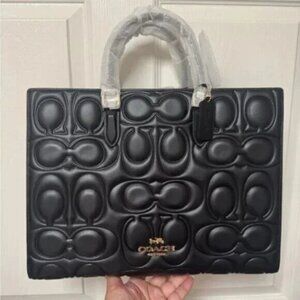 NWT Coach Maggie Tote Bag In Signature Leather CY672 Large size in Gold/Black